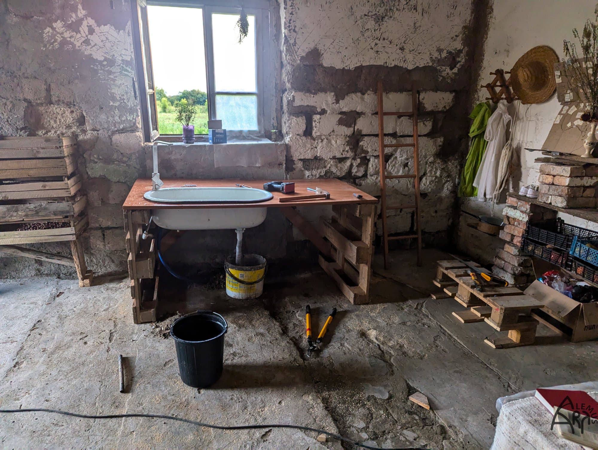 Furnitures — Piece 2